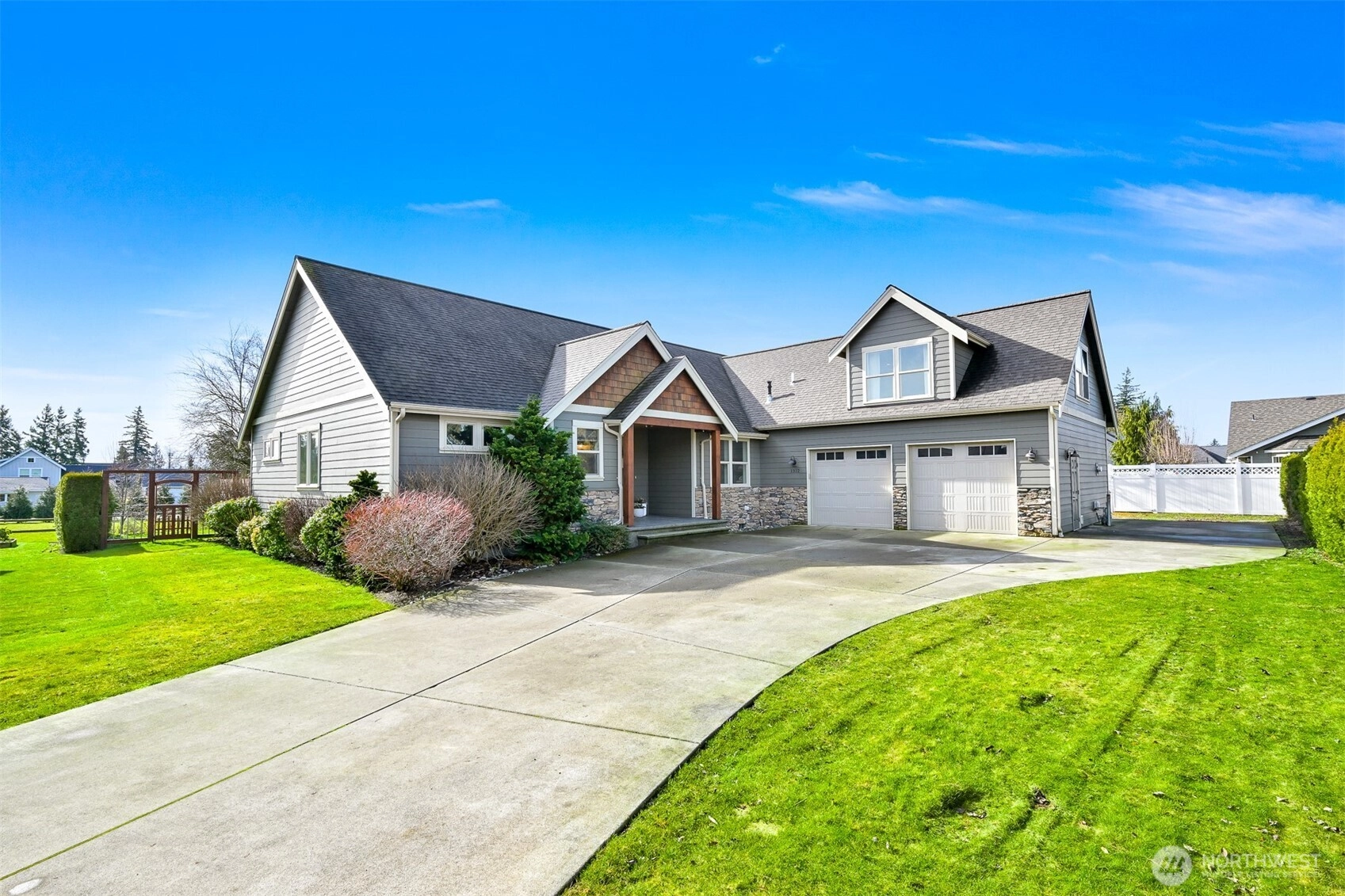 1312 Bradley Meadows Ct Lynden WA 98263