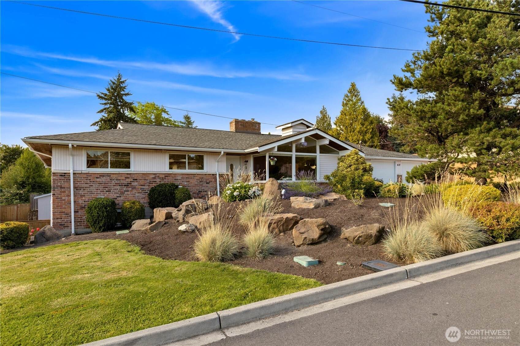 418 SW 175th Pl Normandy Park WA 98166