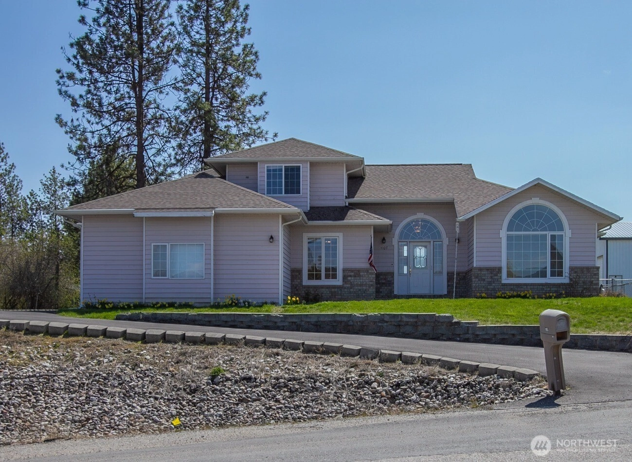 1107 Pinebrook Dr Chewelah WA 99109