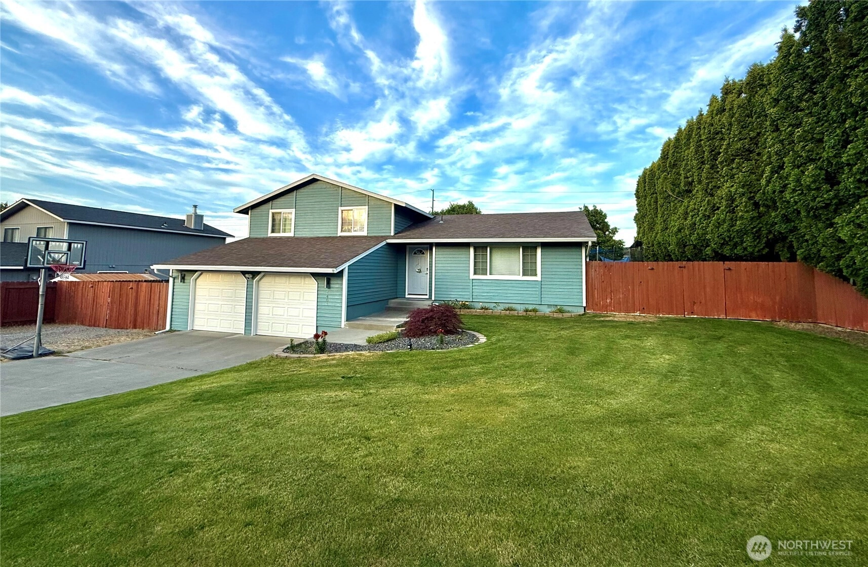 2404 Mark Ave Richland WA 99352