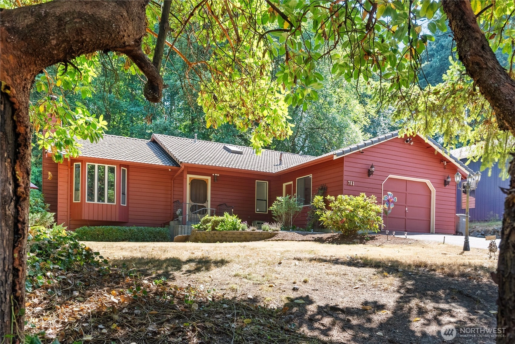 781 NE Woods Pl Bremerton WA 98311