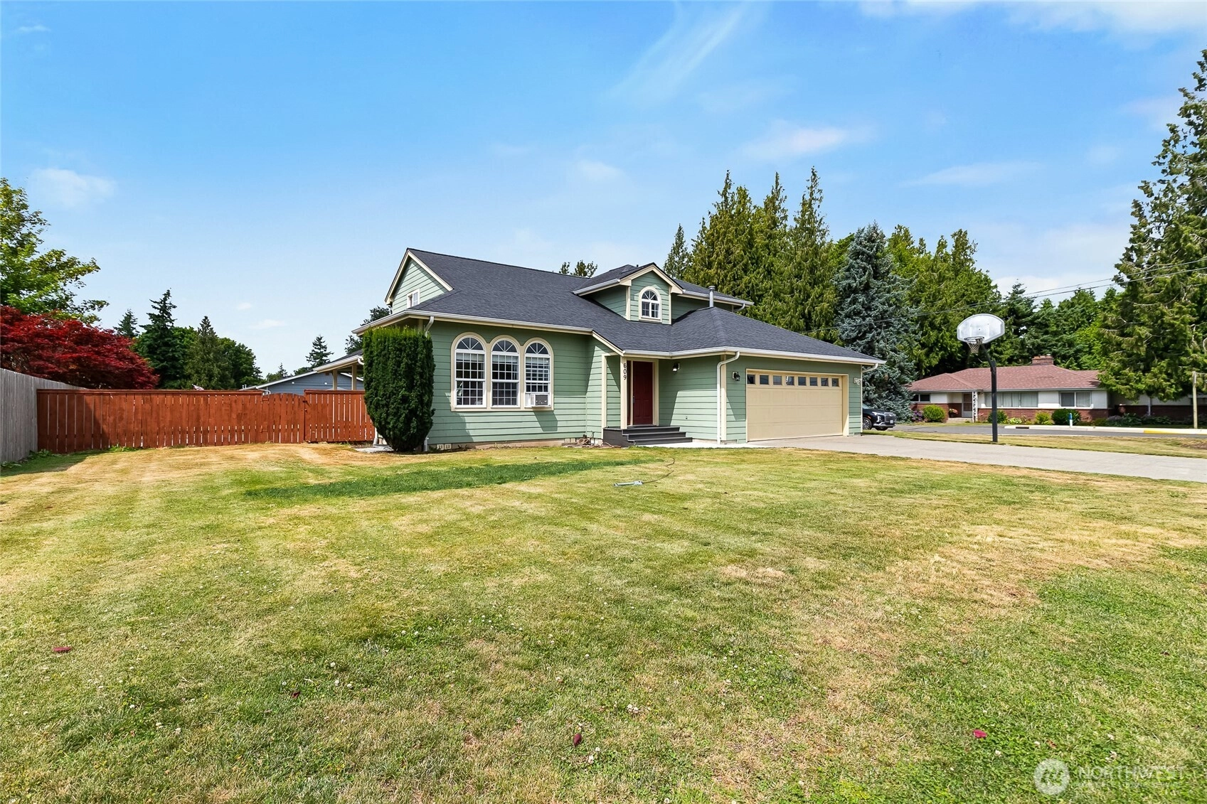 609 E 4 Th St Unit  Nooksack WA 98276