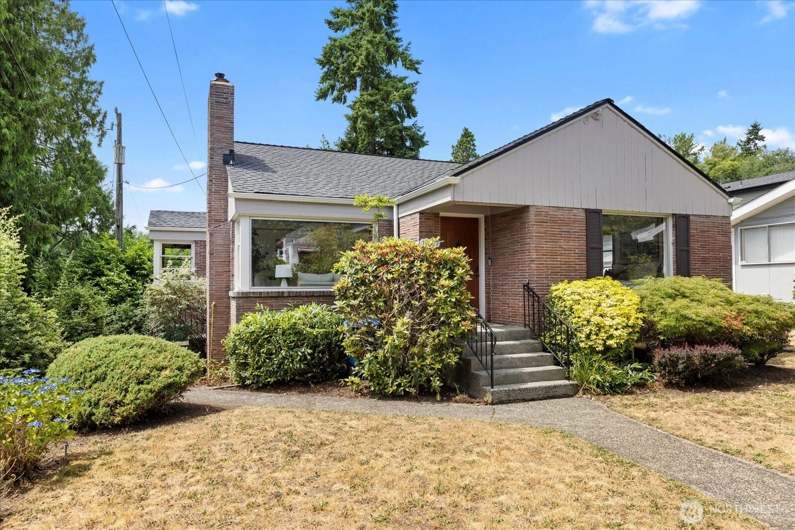 10417 20th Ave NE Seattle WA 98125