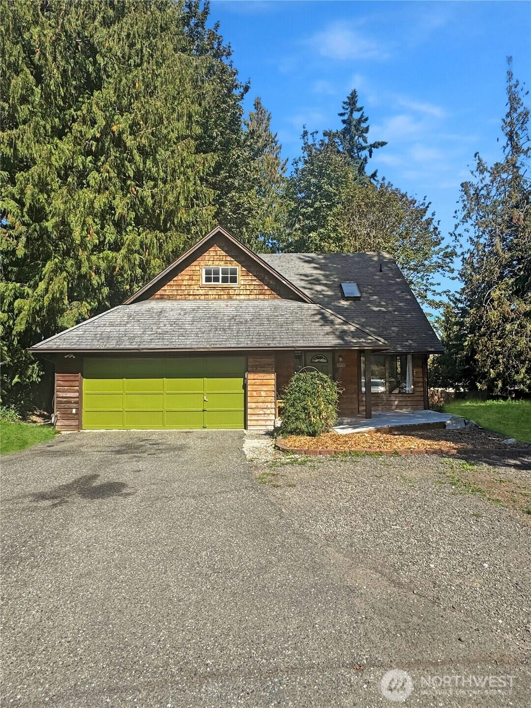 3709 NE Liverpool Dr Unit  Bremerton WA 98311