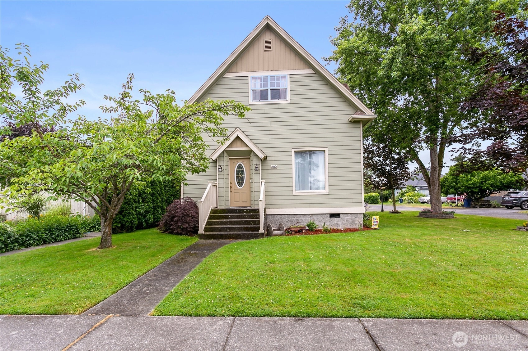 302 S Washington Everson WA 98247