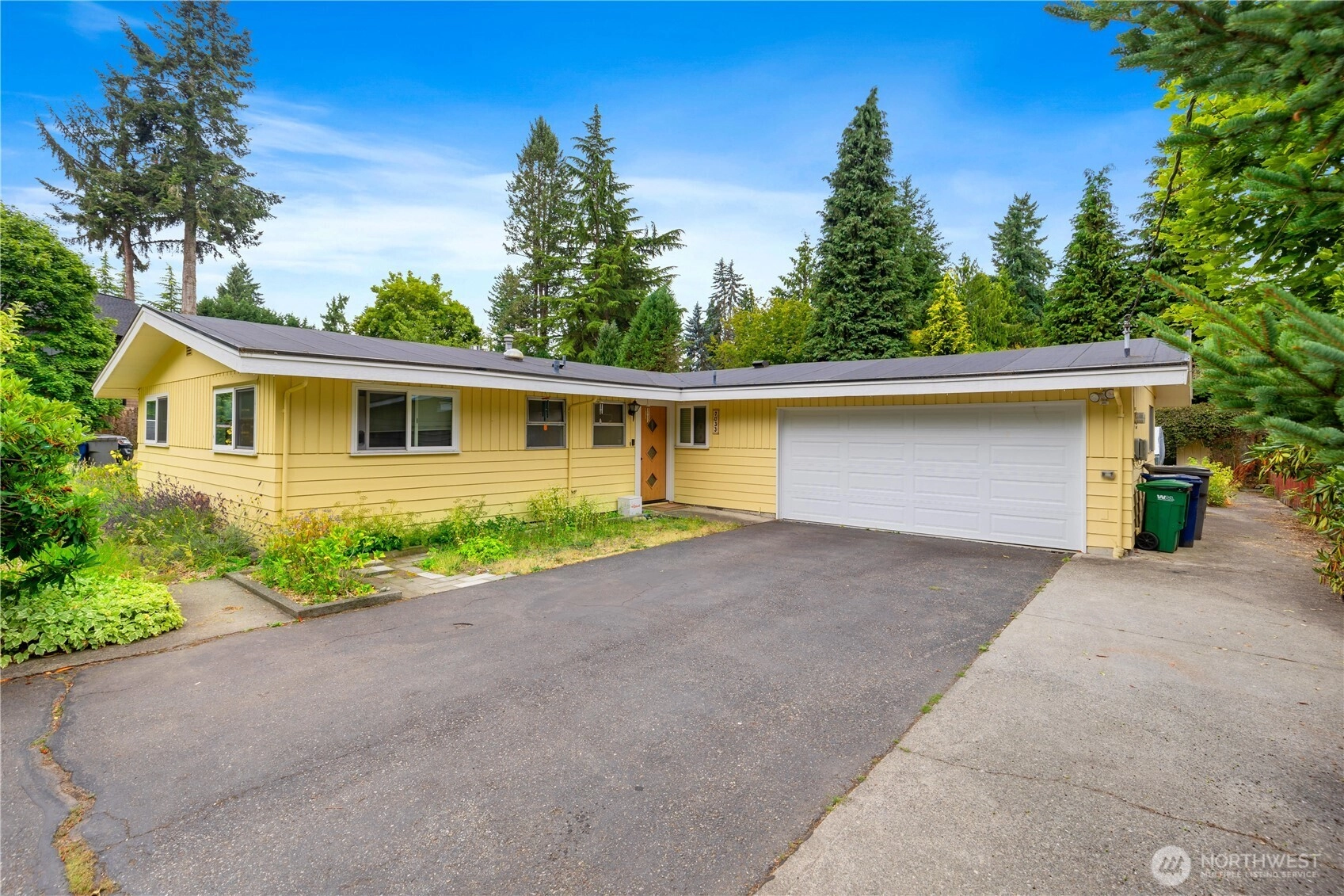 7033 127th Ave NE Kirkland WA 98033