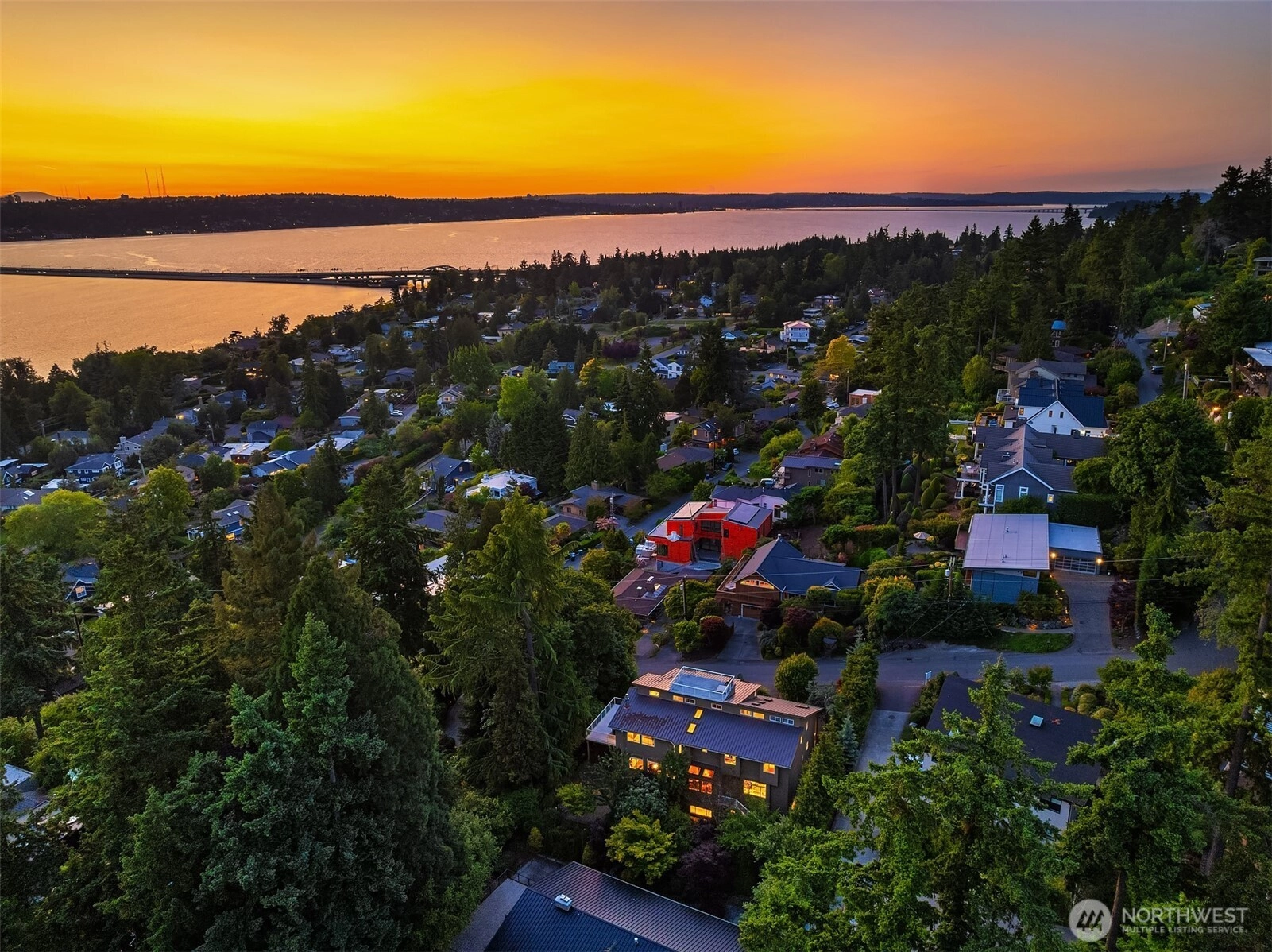 6819 SE 32 St Mercer Island WA 98040