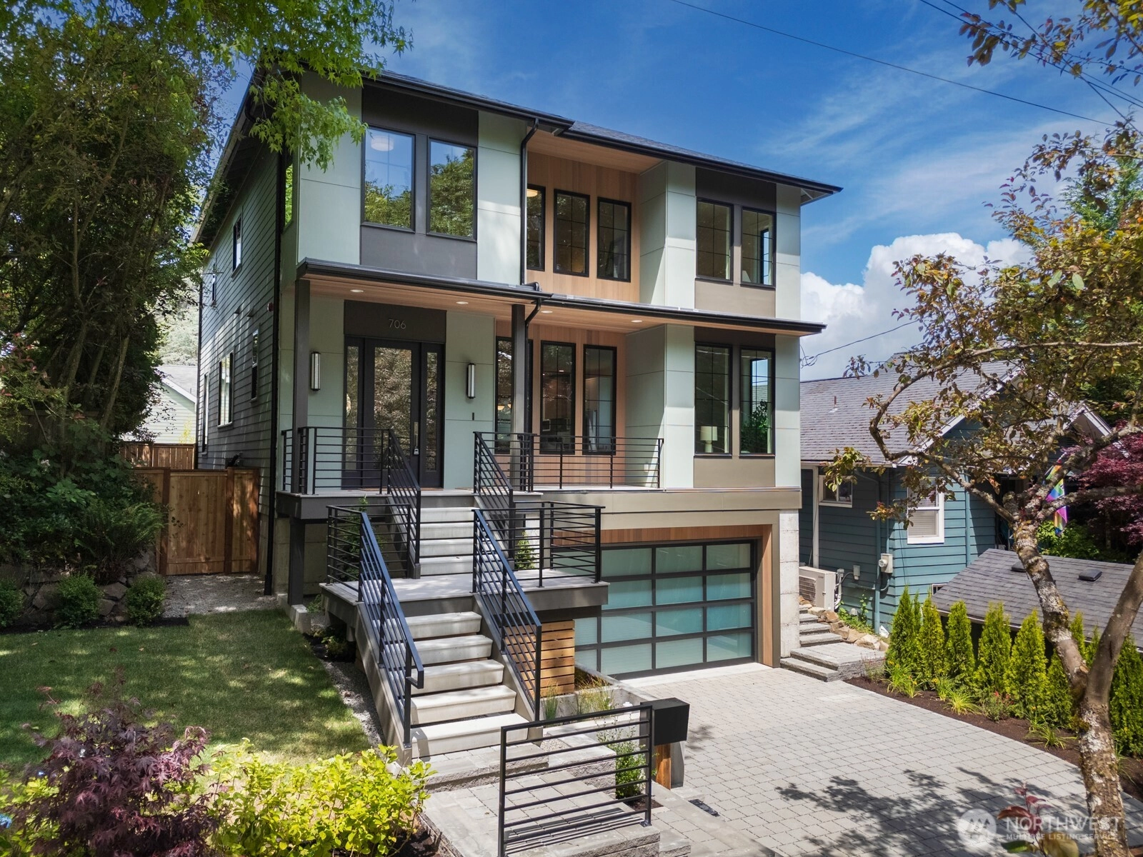 706 N 59th St Seattle WA 98103