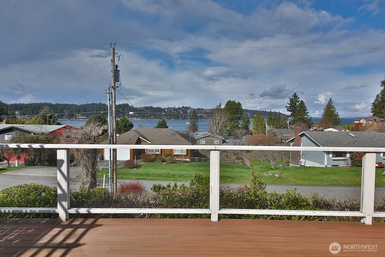 1672 Dorsey Dr Freeland WA 98249