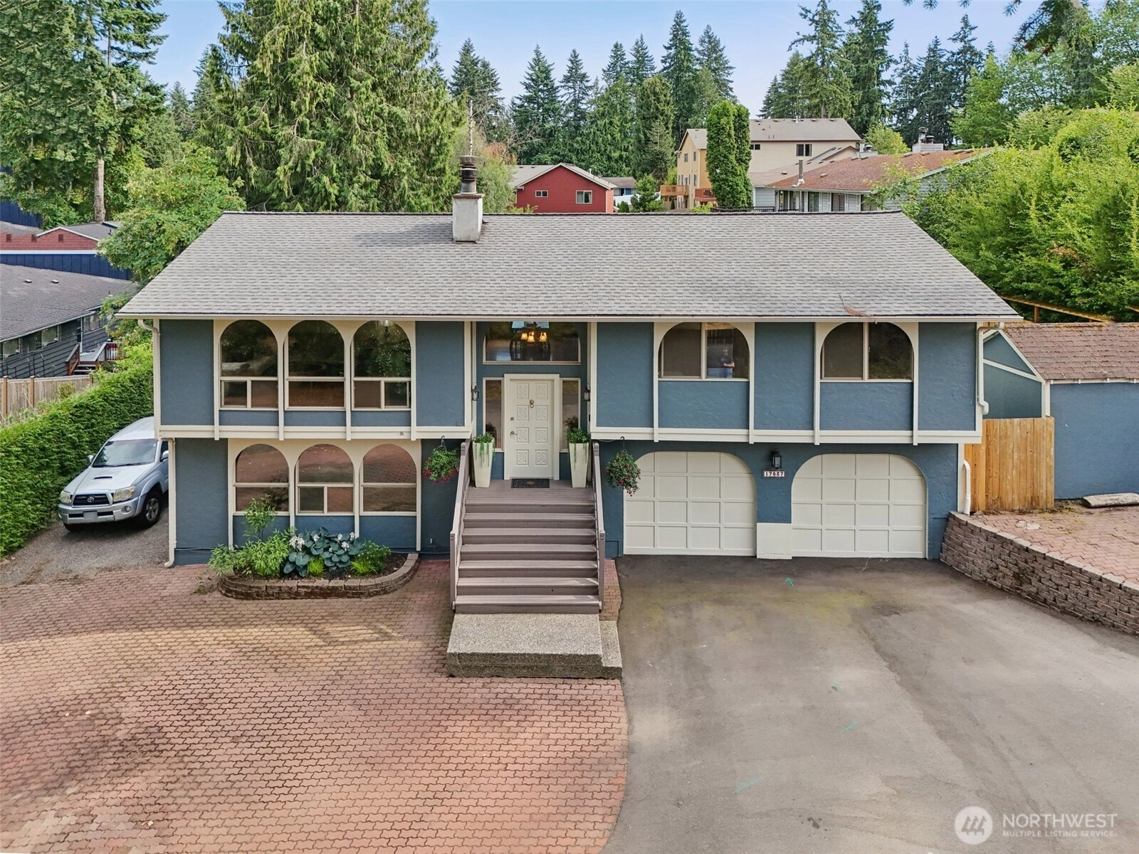 17837 Ashworth Ave N Shoreline WA 98133