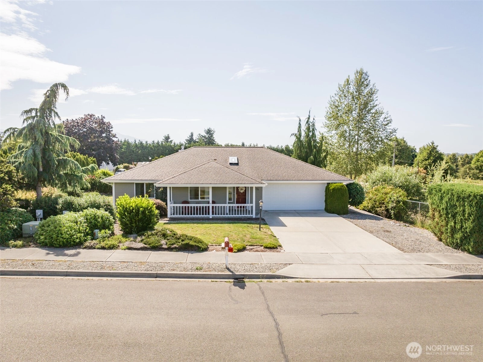 805 Oak Tree Ridge Sequim WA 98382