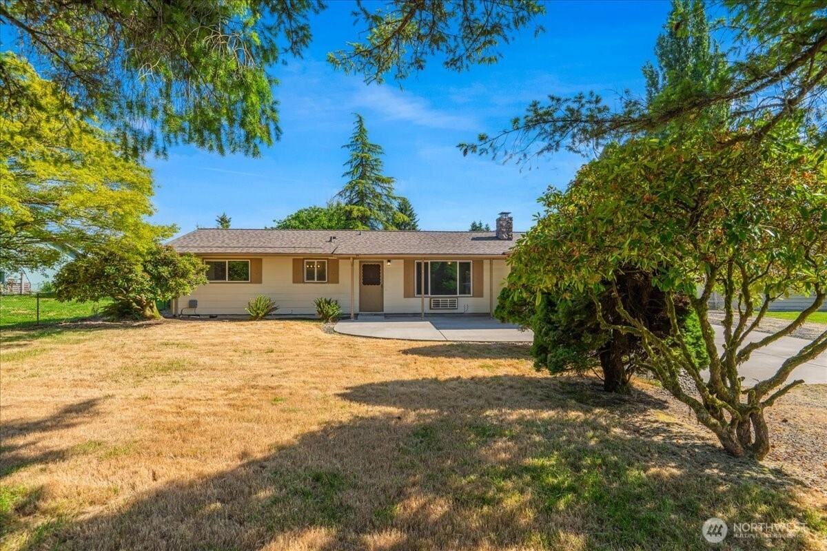 421 Waters Rd Unit  Castle Rock WA 98611