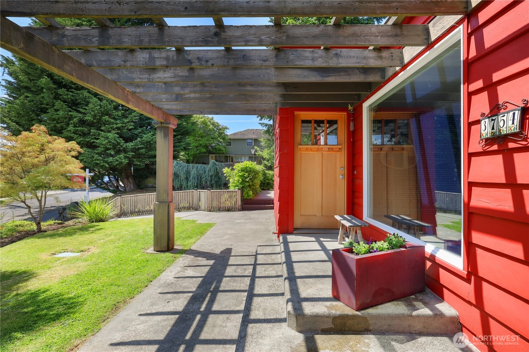 3754 SW 107th St Seattle WA 98146