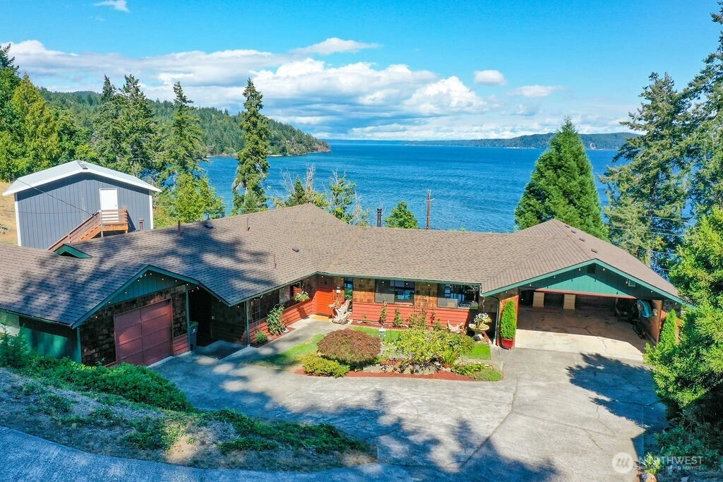130 Forest Dr Brinnon WA 98320
