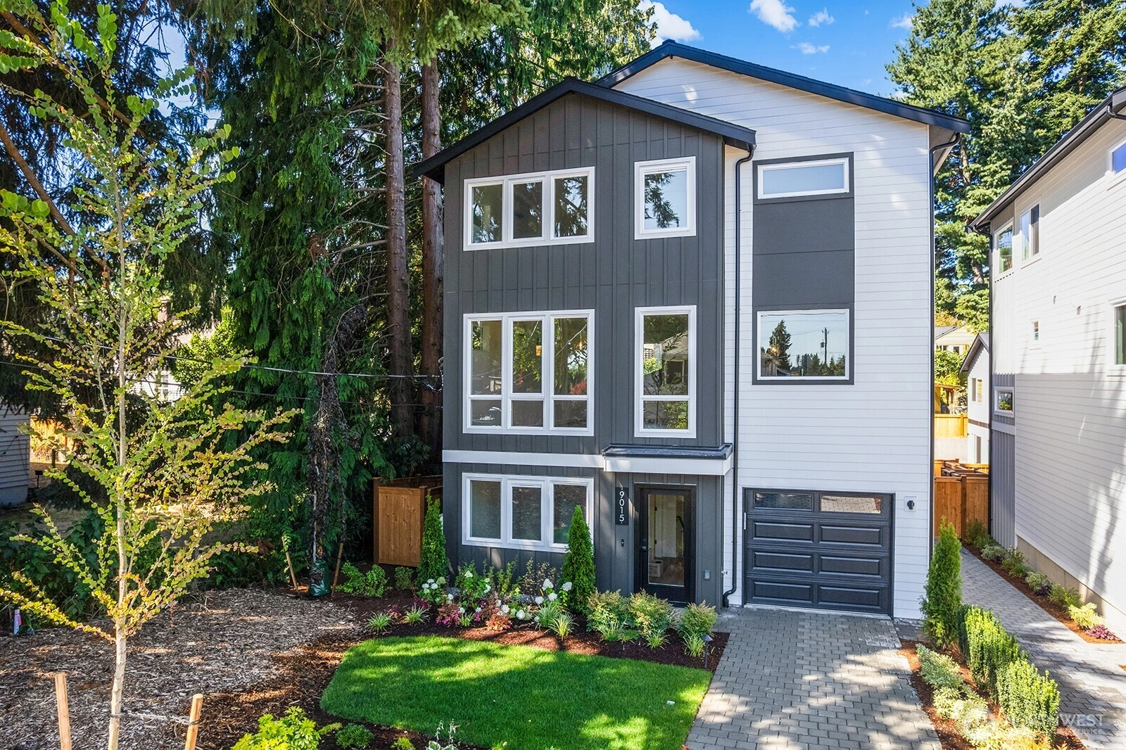 9015 Dibble Ave NW Seattle WA 98117