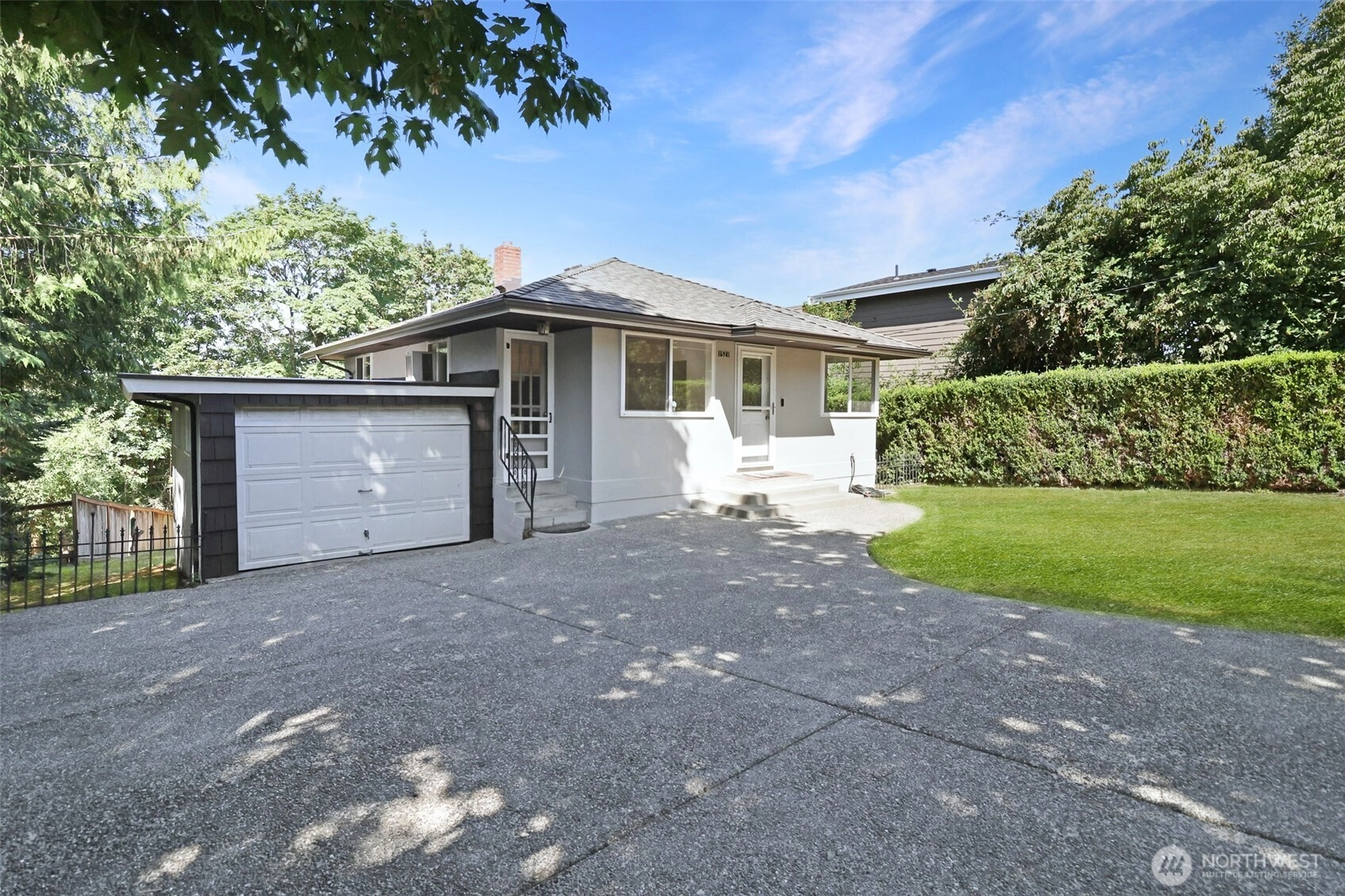 1521 Lake Ave S Renton WA 98055