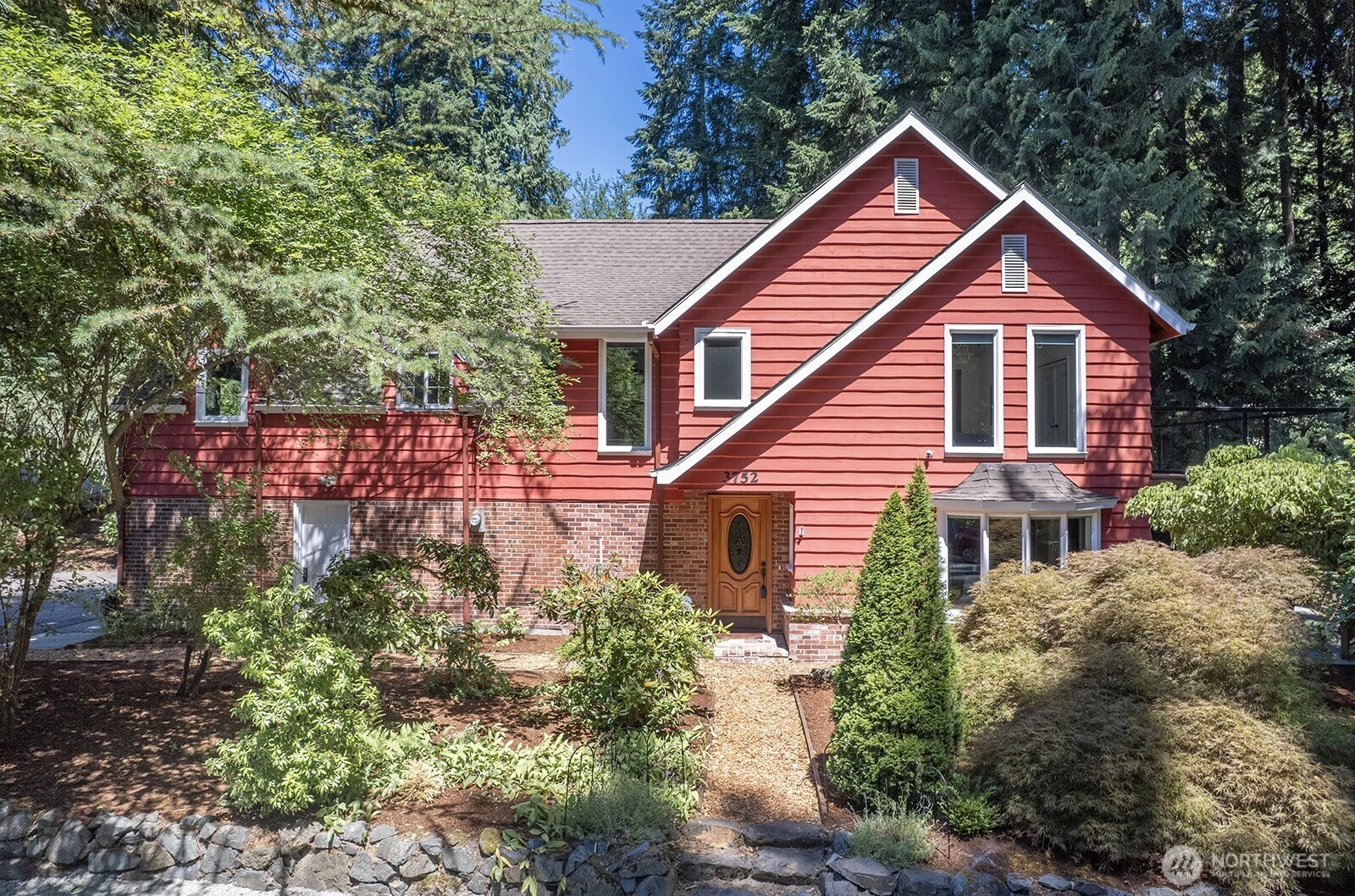 3752 NE 188th St Unit  Lake Forest Park WA 98155