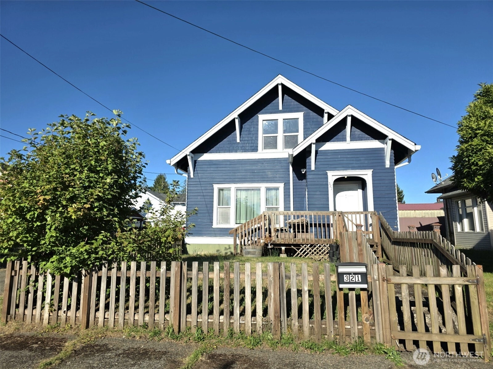 321 12th St Raymond WA 98577