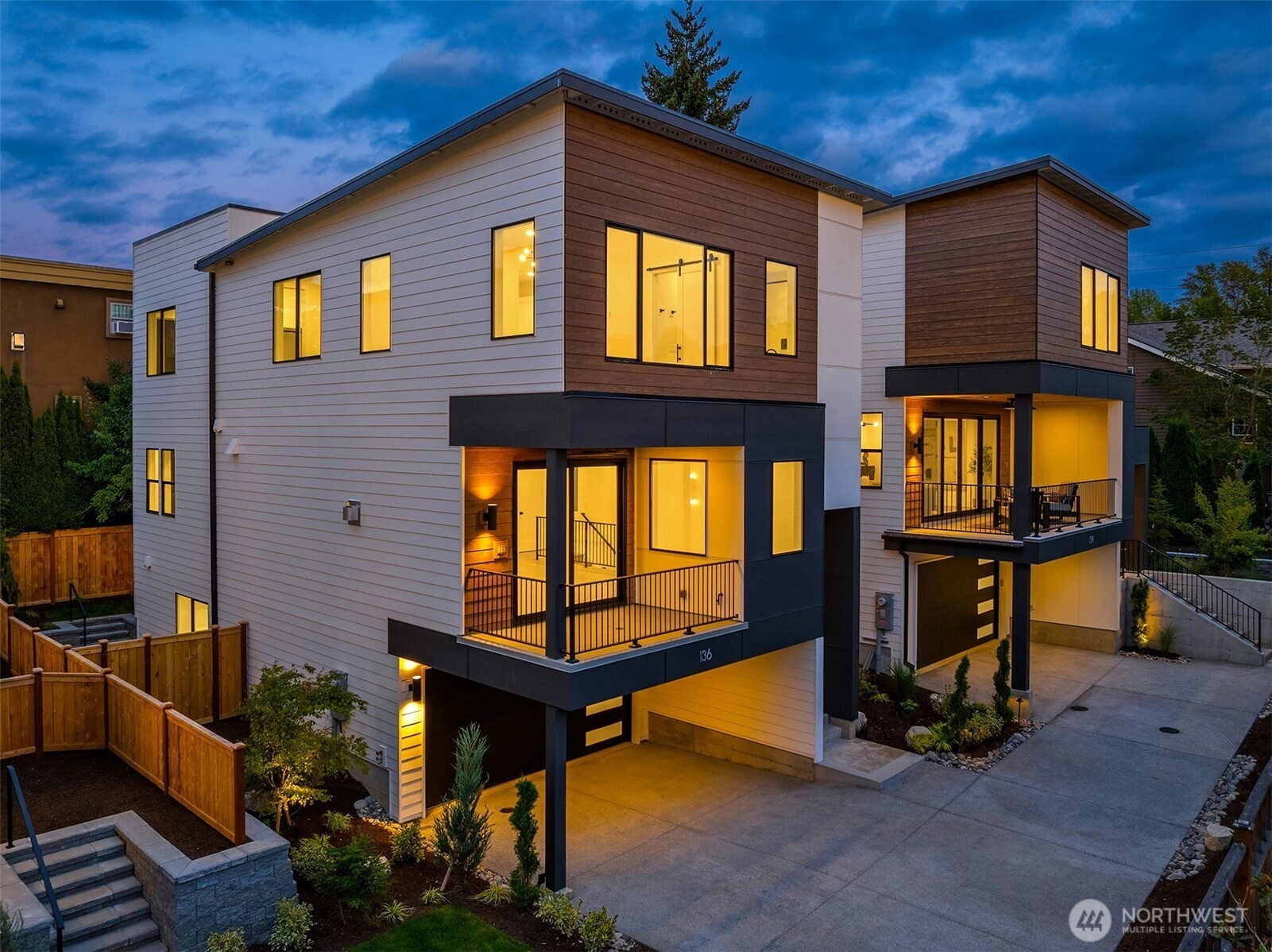 136 8th Ct Kirkland WA 98033