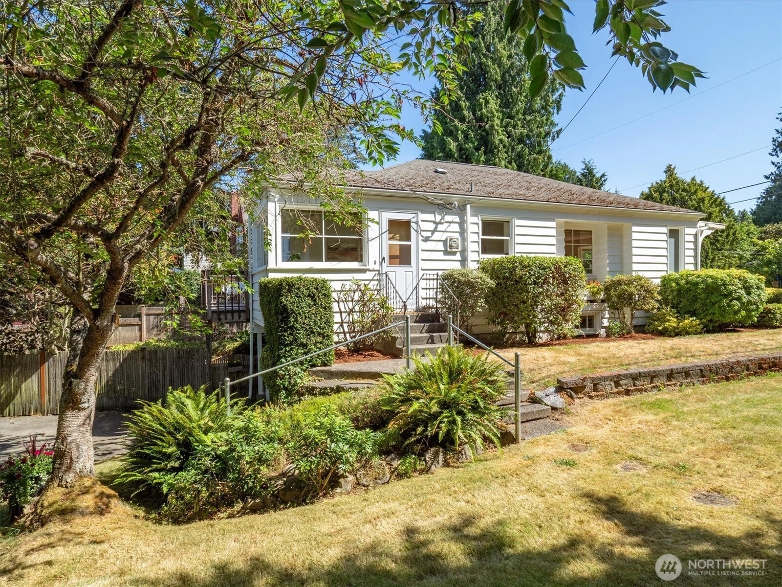 9501 27th Ave NW Unit  Seattle WA 98117