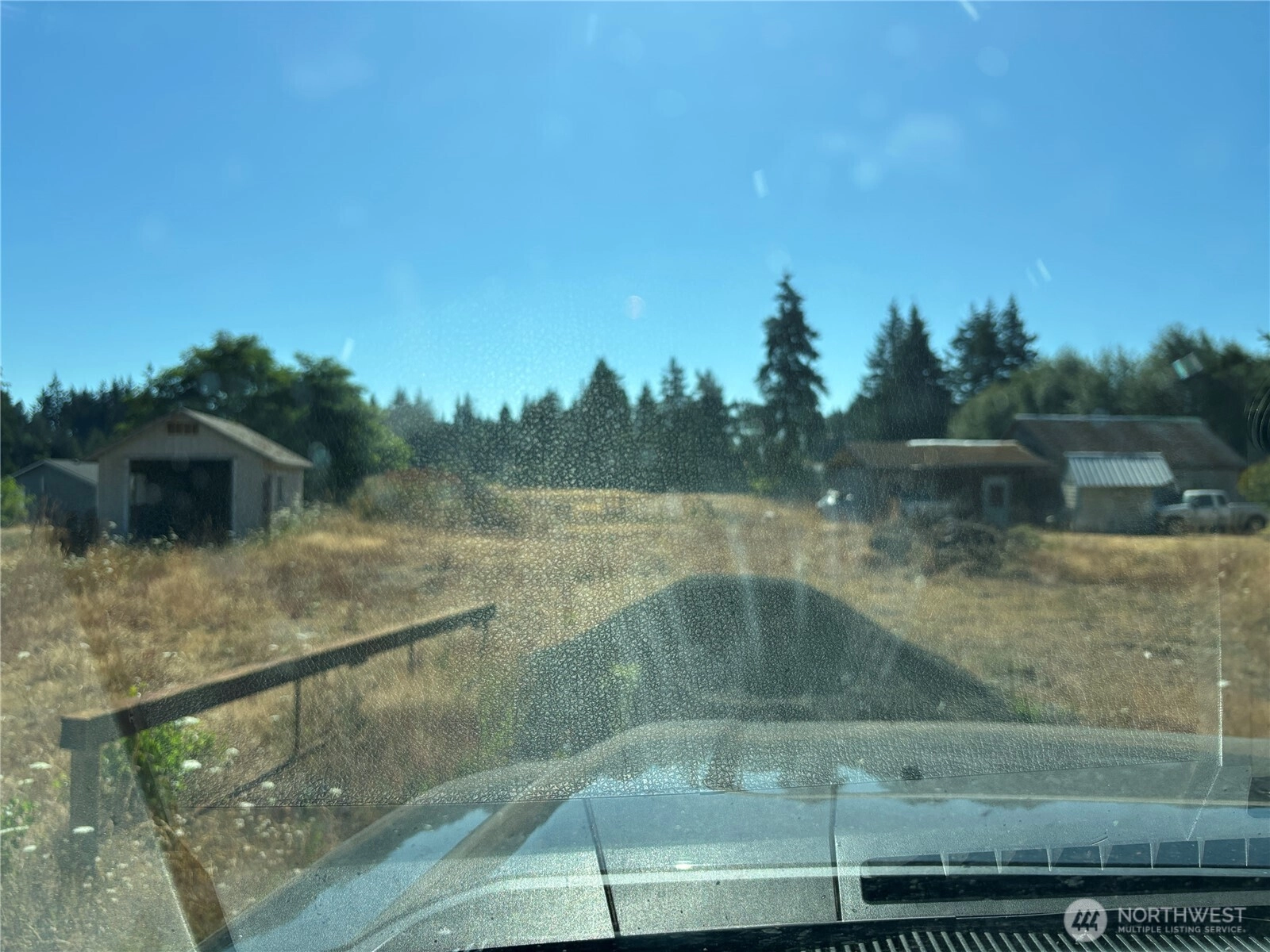 1100 E John