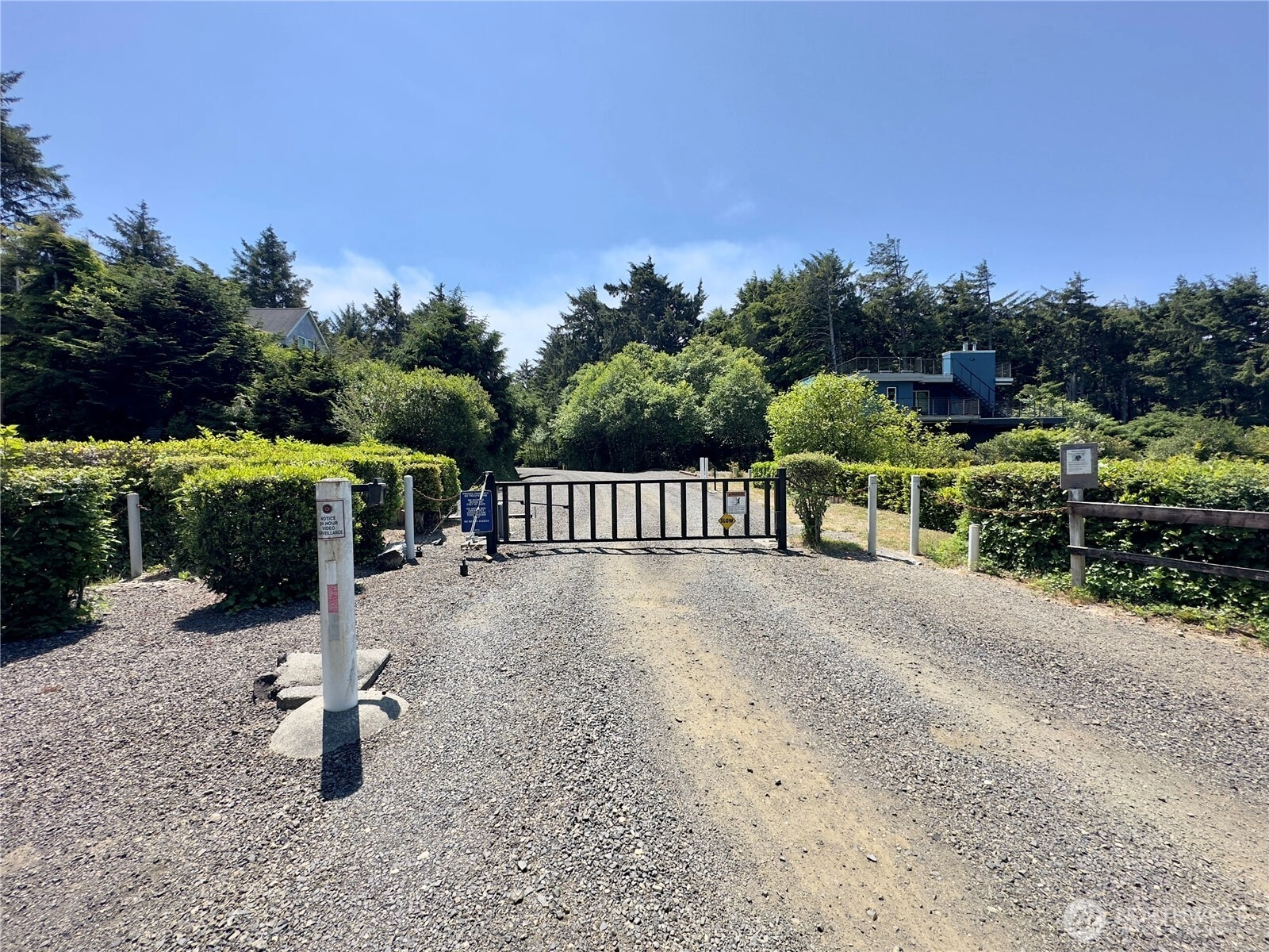 57 Koala Ln Unit  Pacific Beach WA 98571