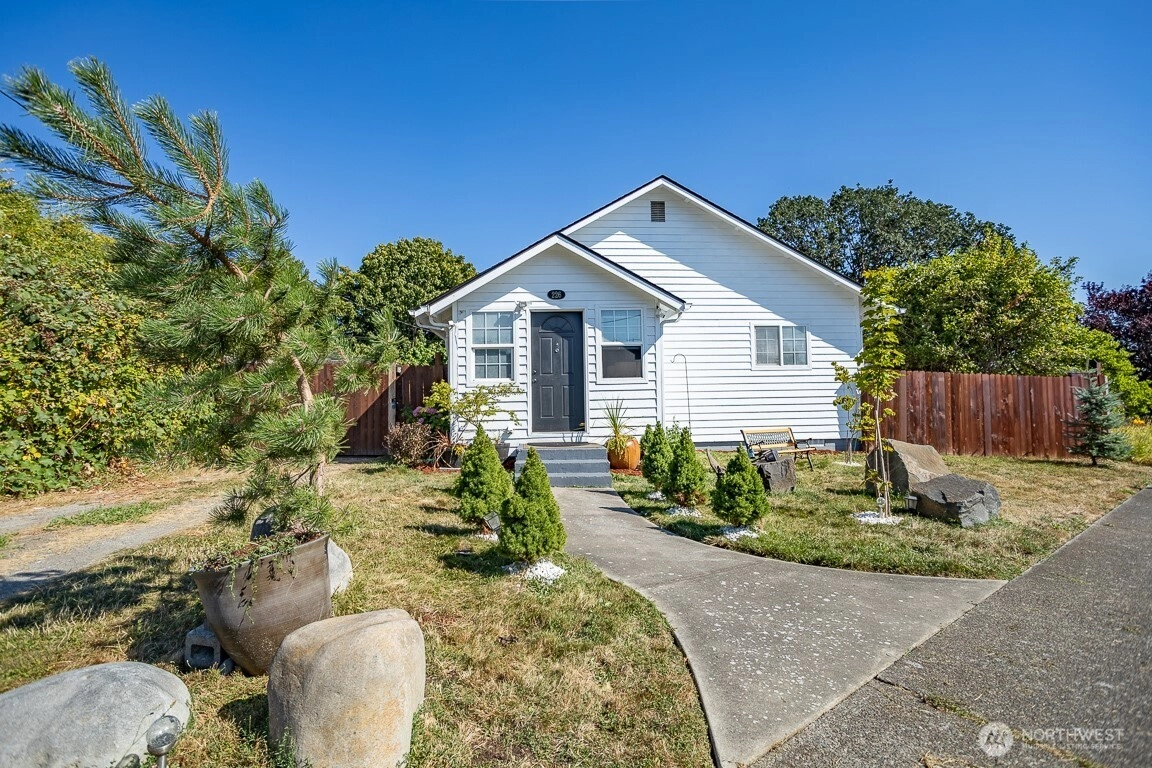 226 SW 16th St Chehalis WA 98532