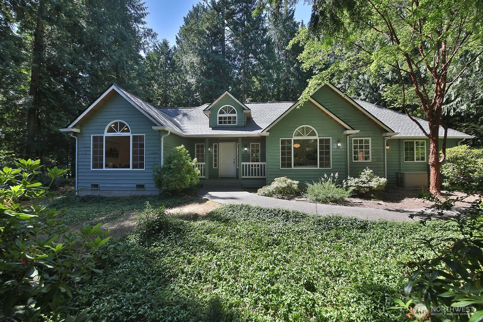 1098 Cedar Cir Langley WA 98260