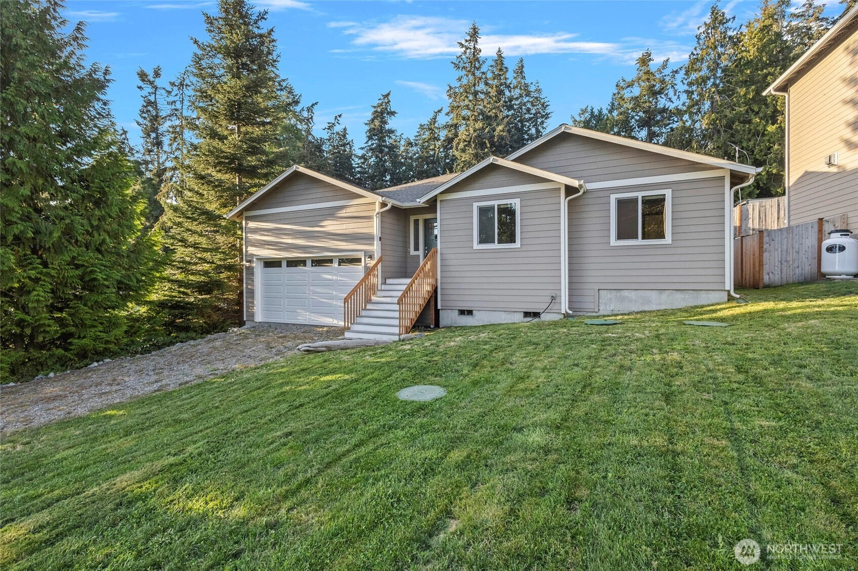 1105 Halsey Dr Coupeville WA 98239