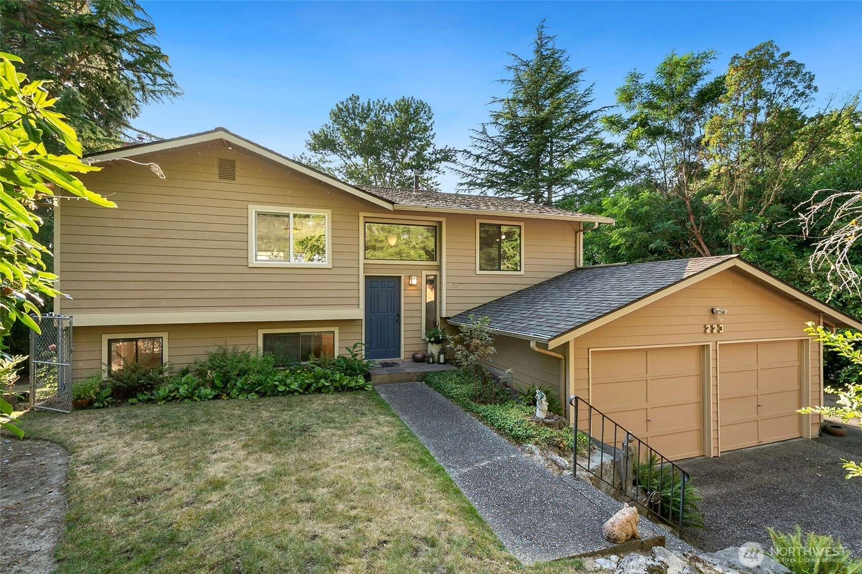 223 19th Ave Kirkland WA 98033