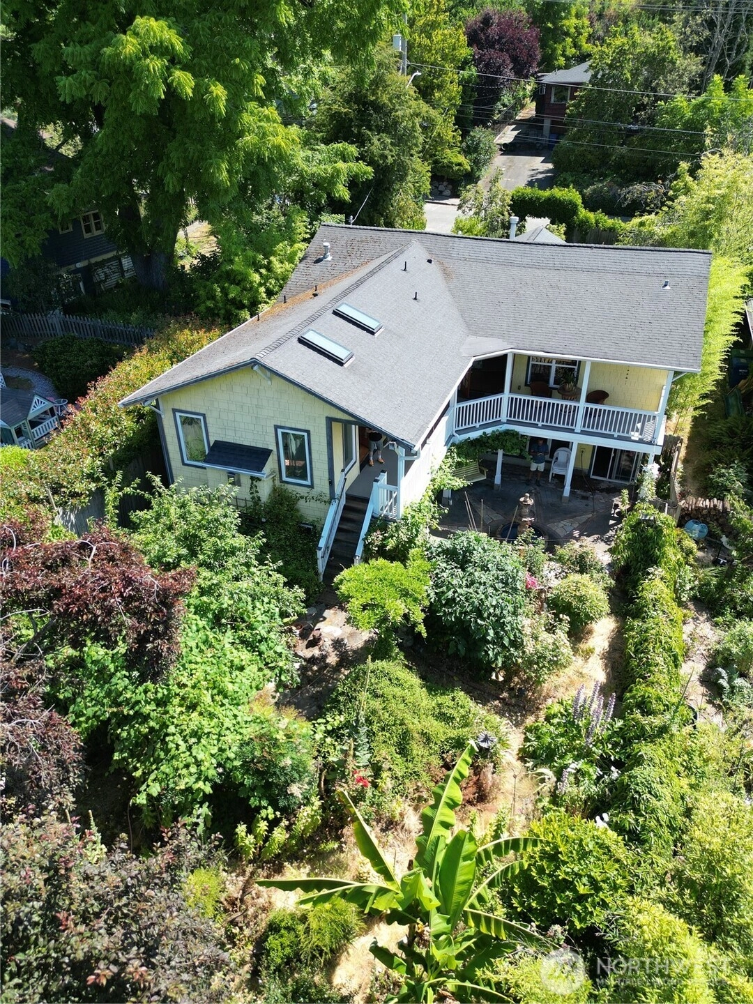 6511 51st Ave S Seattle WA 98118