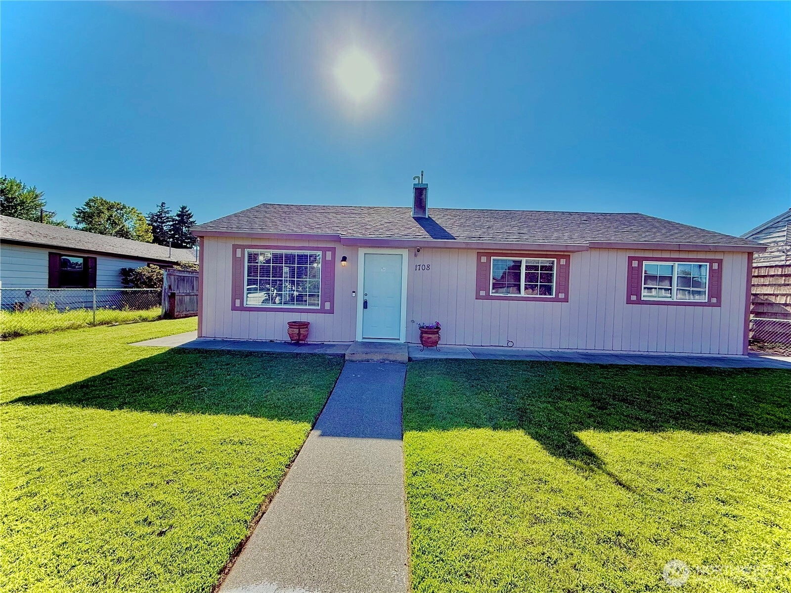 1708 N 17th Ave Pasco WA 99301