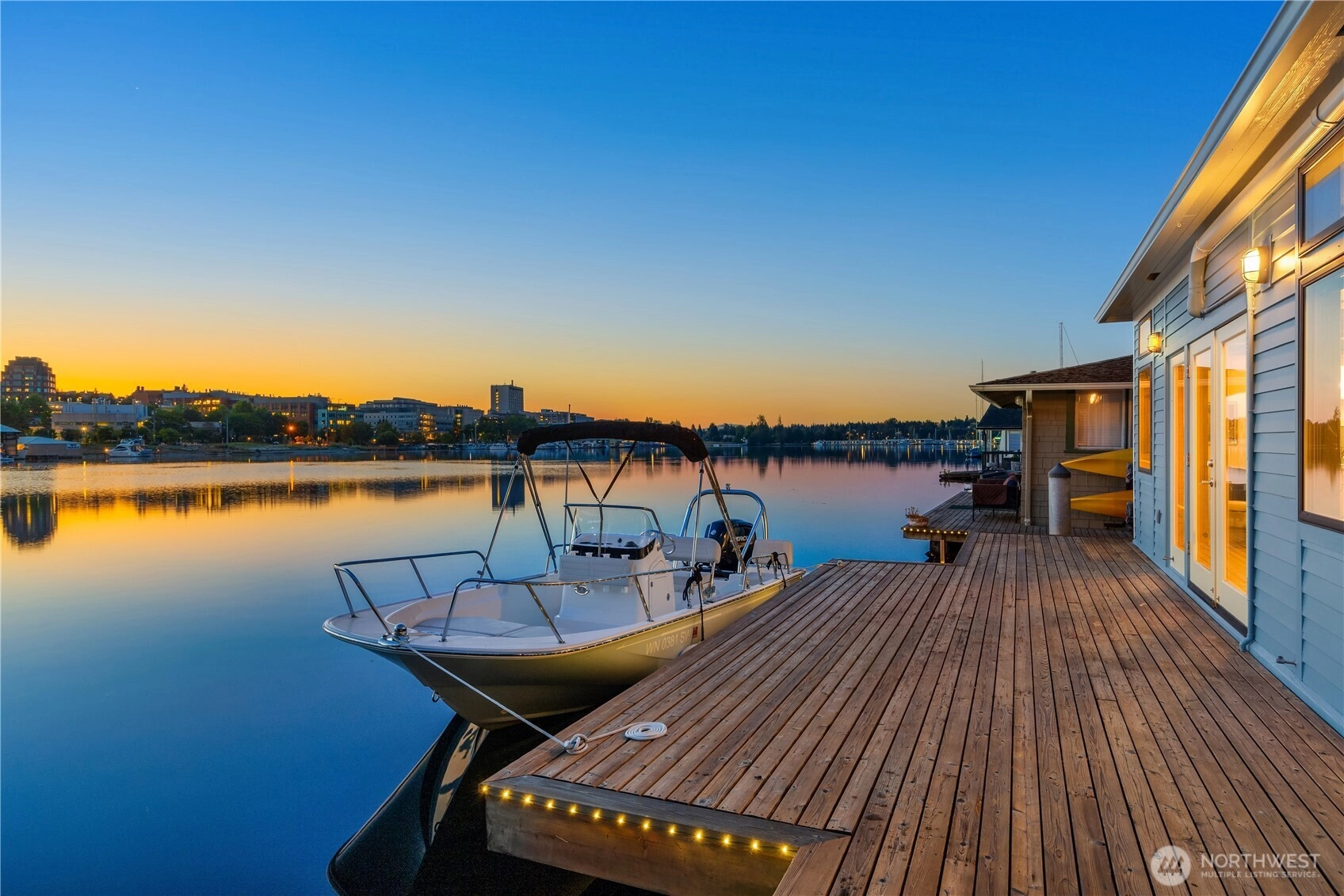 3258 Portage Bay Pl E Seattle WA 98102