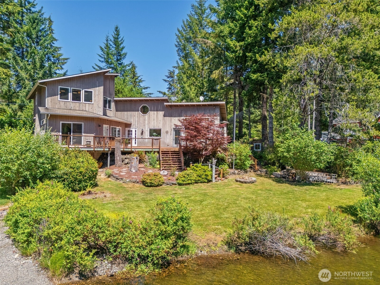 61 N Picnic Dr Lilliwaup WA 98555