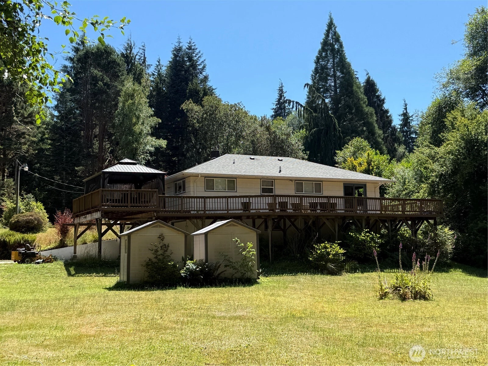 1329 State Route 4 Unit  Naselle WA 98638