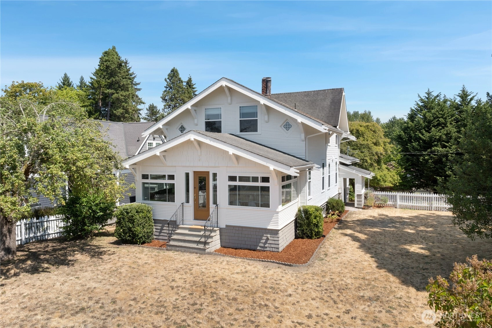 1104 S 223rd St Des Moines WA 98198