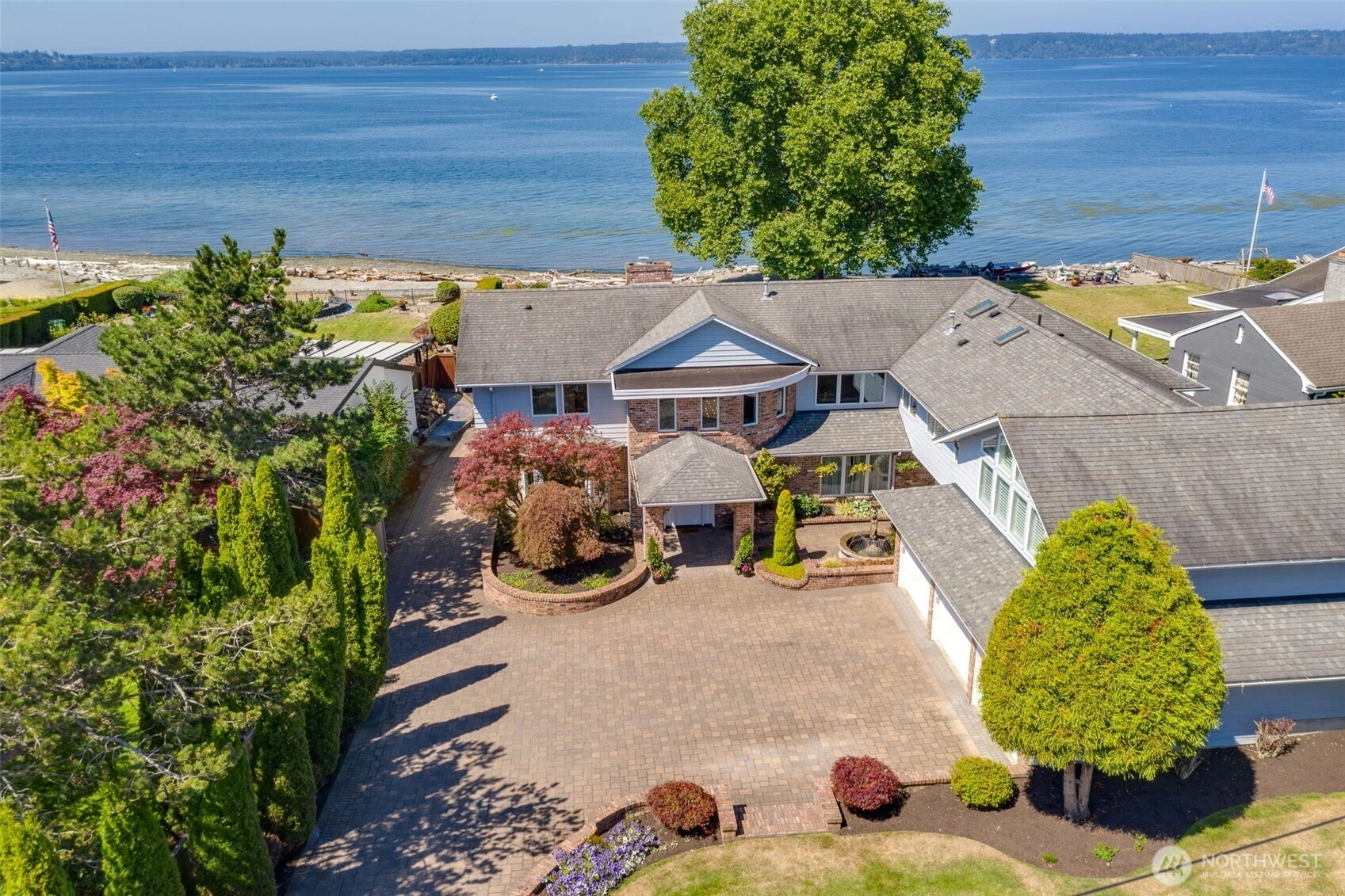 18141 Normandy Ter SW Normandy Park WA 98166
