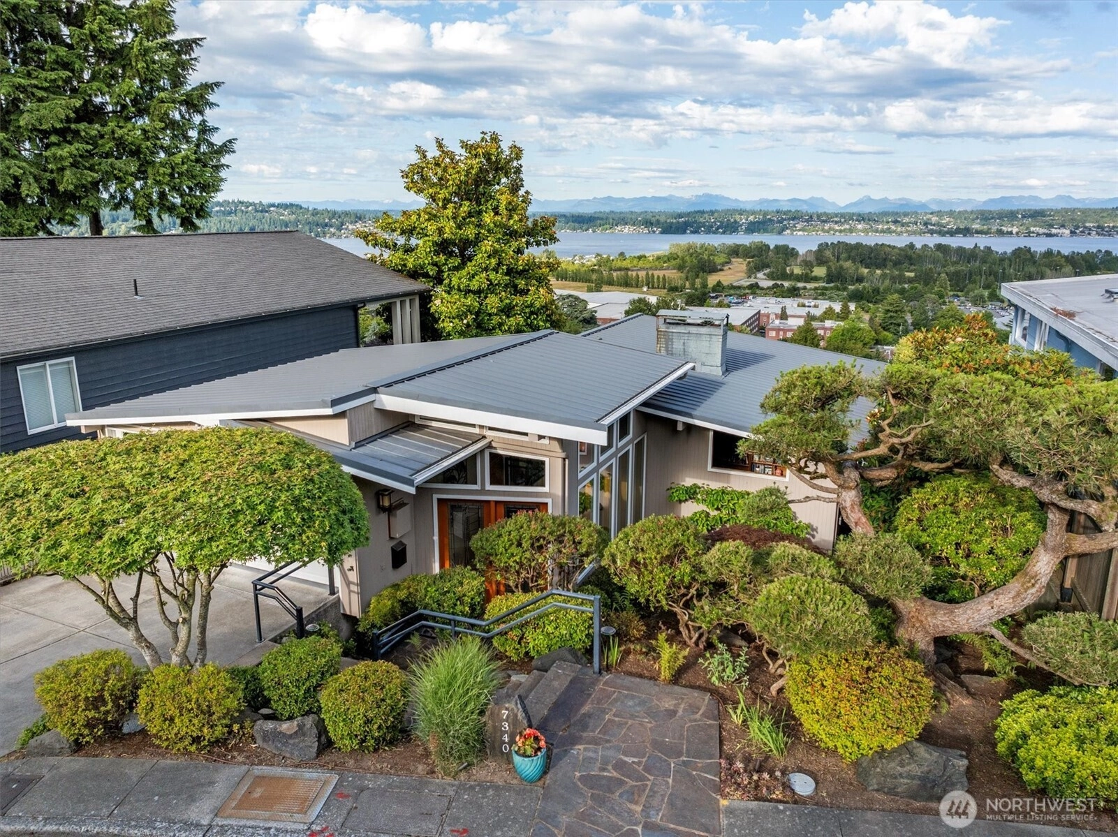 7340 56th Ave NE Seattle WA 98115