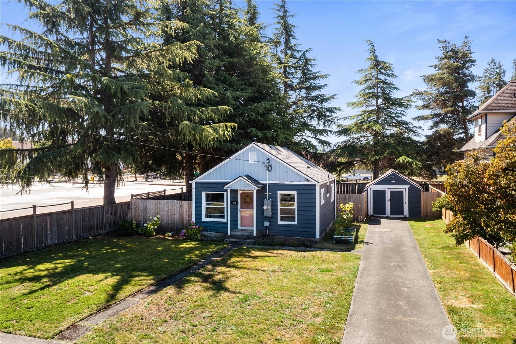 720 3rd Ave NW Puyallup WA 98371