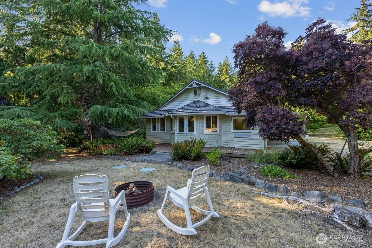 3323 Dorothys Ln Clinton WA 98236