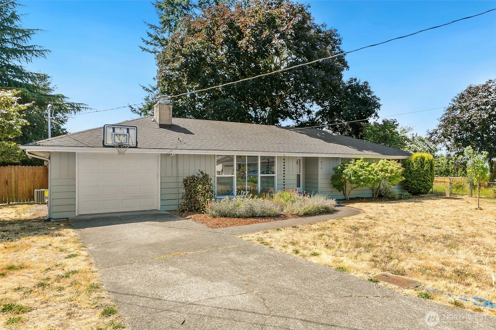 479 Harrington Ave NE Renton WA 98056
