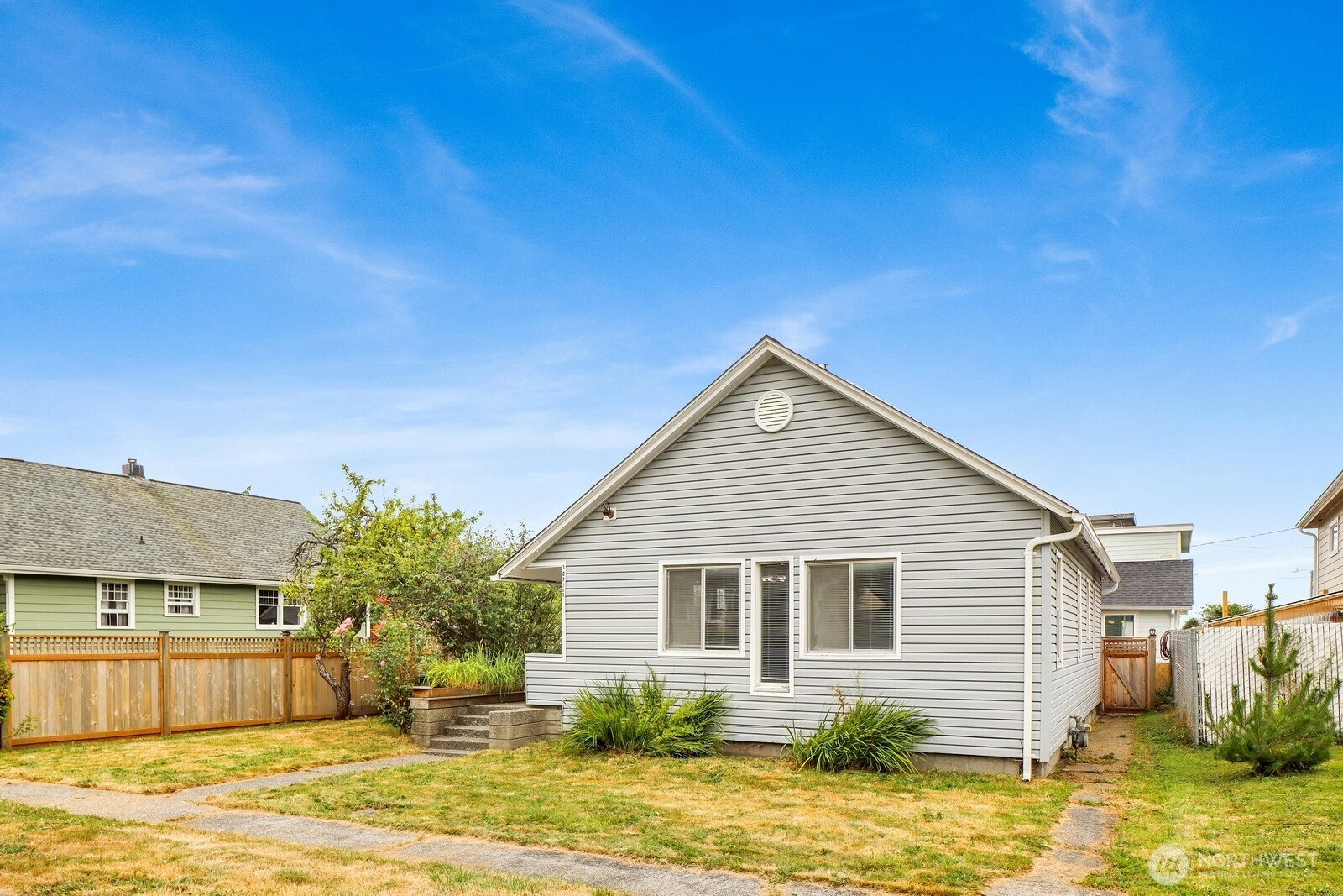 1273 4th St Unit 1 & 2 Unit 1 & 2 Blaine WA 98230