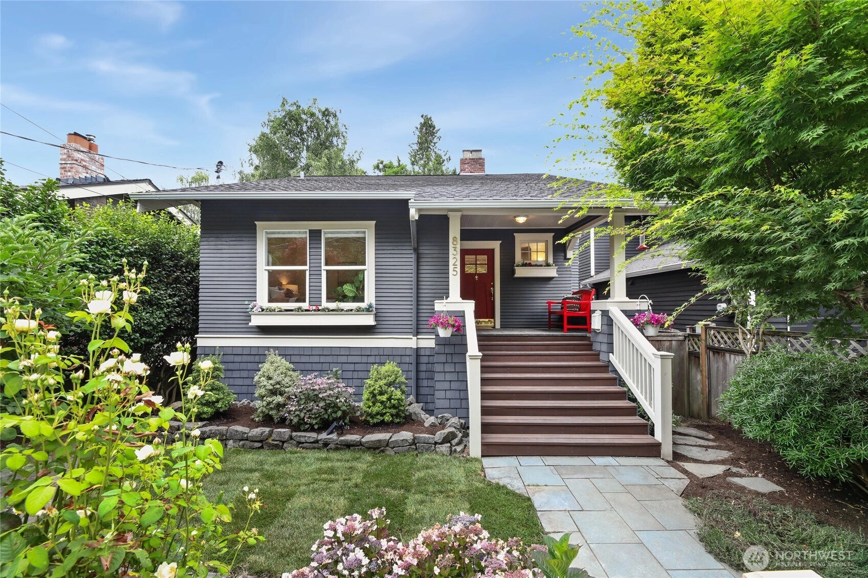 8325 46th Ave SW Unit  Seattle WA 98136