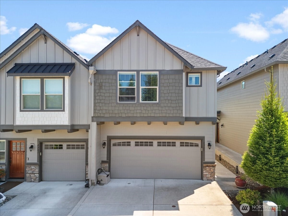 4305 NW Sage Loop Unit  Camas WA 98607