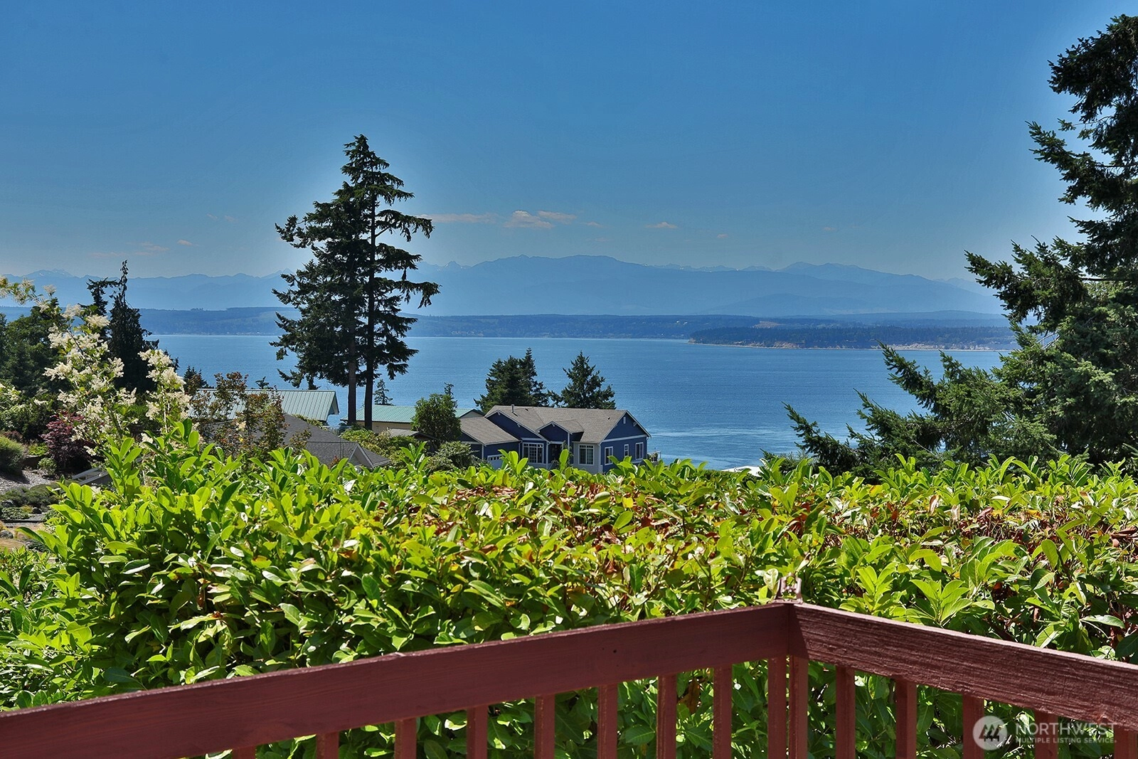 381 Susana Dr Freeland WA 98249