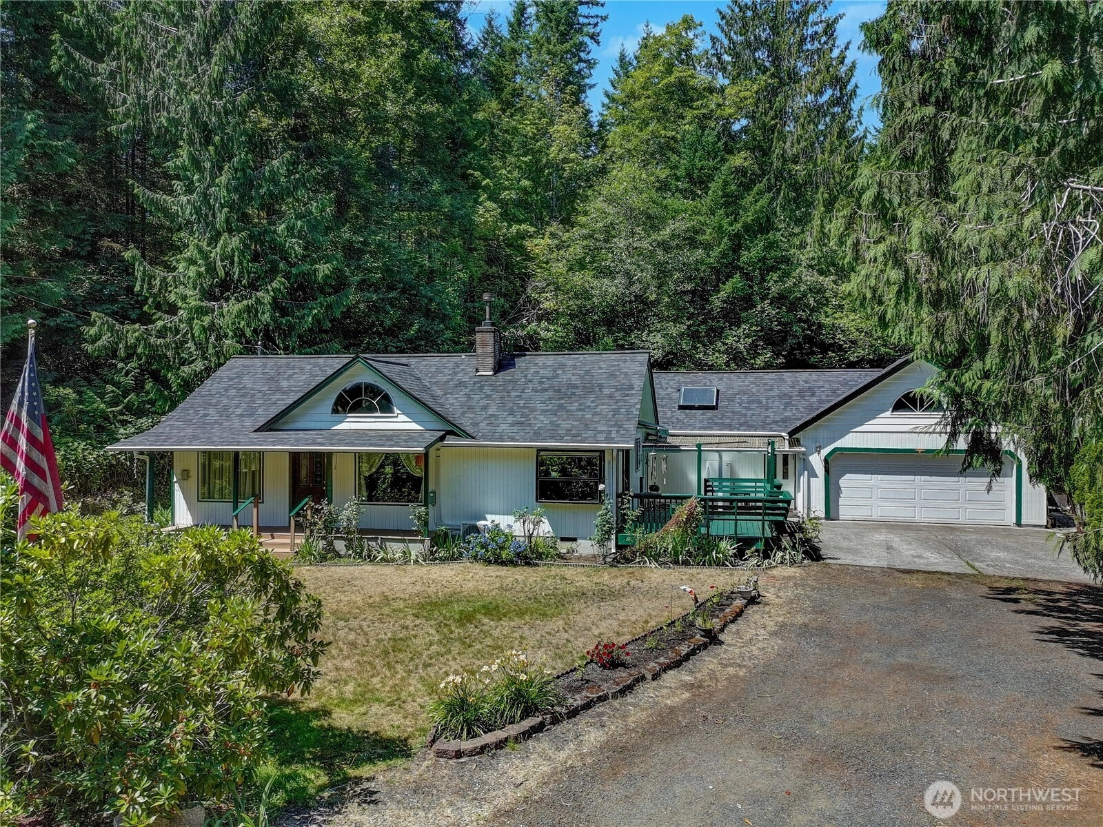 680 N Lake Cushman Rd Hoodsport WA 98548