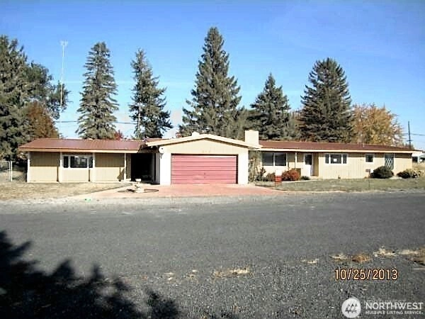 212 E Locust St Coulee City WA 99115