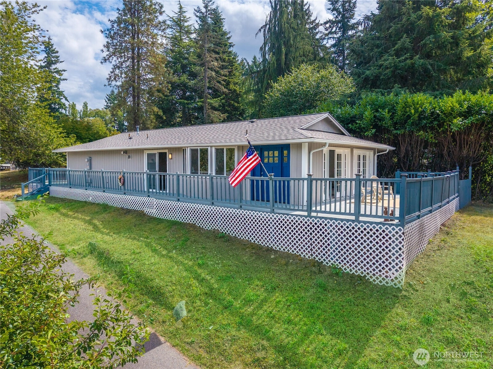 409 Isaac Pincus St Unit  Steilacoom WA 98388