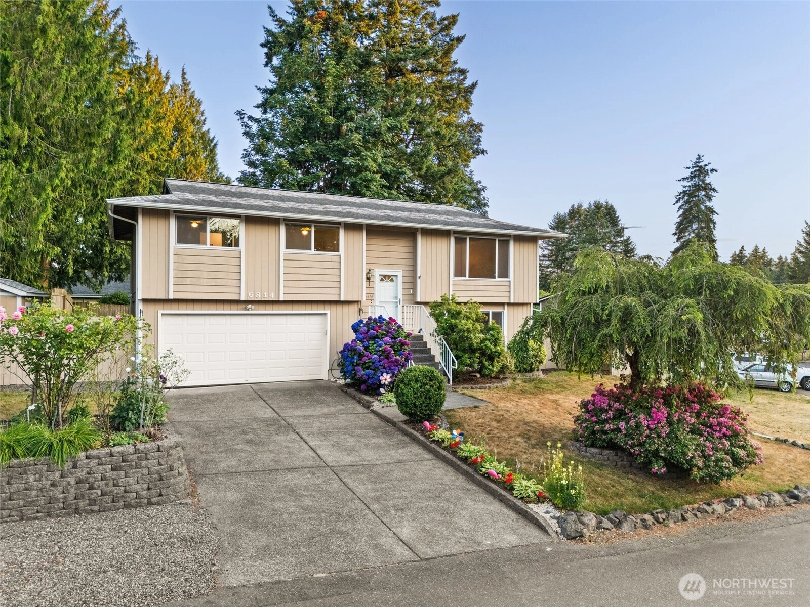 6814 Helena Drive NE Bremerton WA 98311