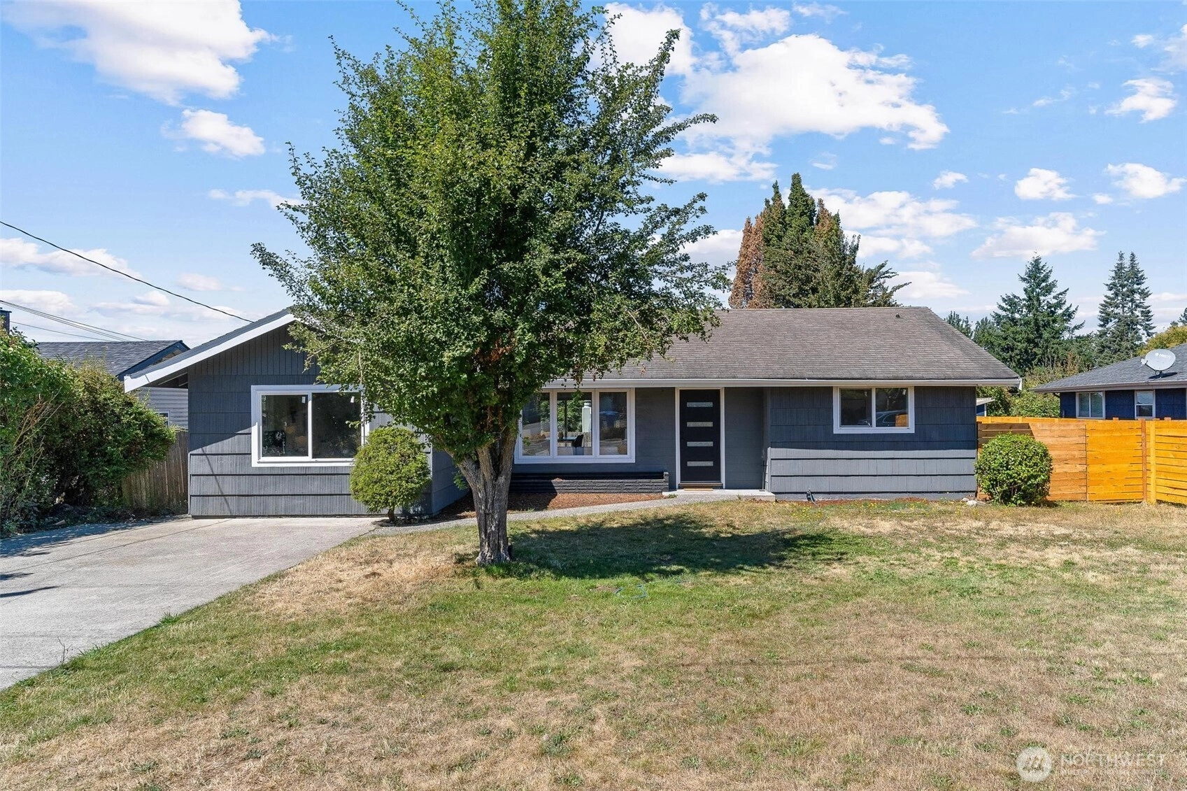 24525 35th Pl S Unit  Kent WA 98032